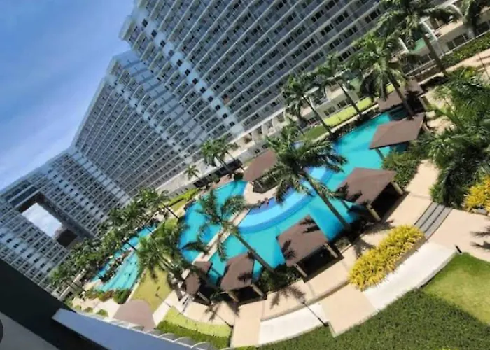 Vibrant Pasay For Rent - Perfect Base Front Of Mall Of *