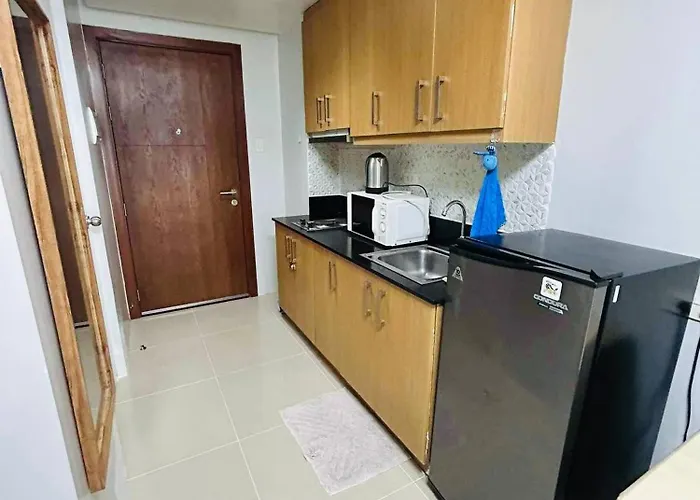 Vibrant Pasay For Rent - Perfect Base Front Of Mall Of Apartment Manila
